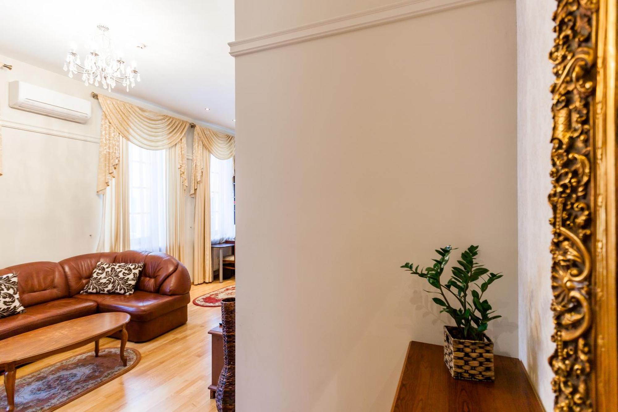 Central Apartments 2 X Free Parking X Self Check-In 24H By H&H VNO Eksteriør billede